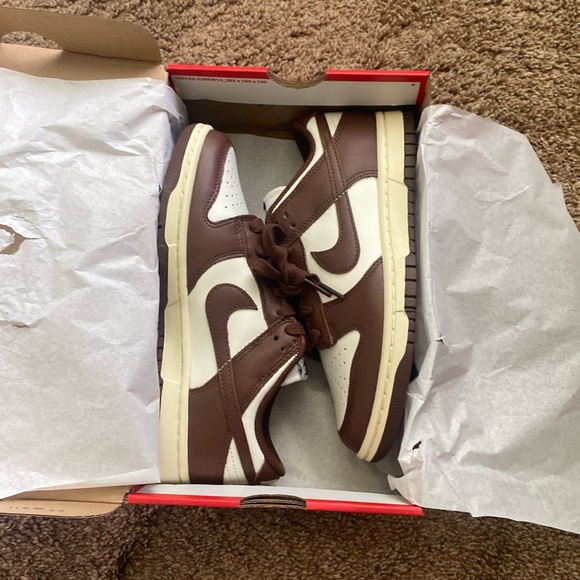 Nike | NWT Women’s Nike Dunk Low - Picture 7 of 9